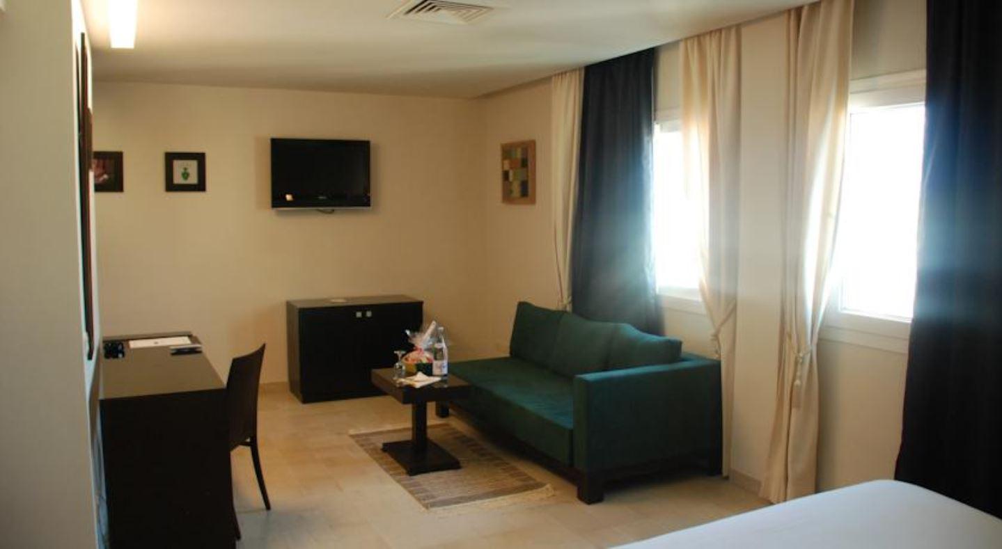 Ambassadeurs Hotel Tunis Bagian luar foto