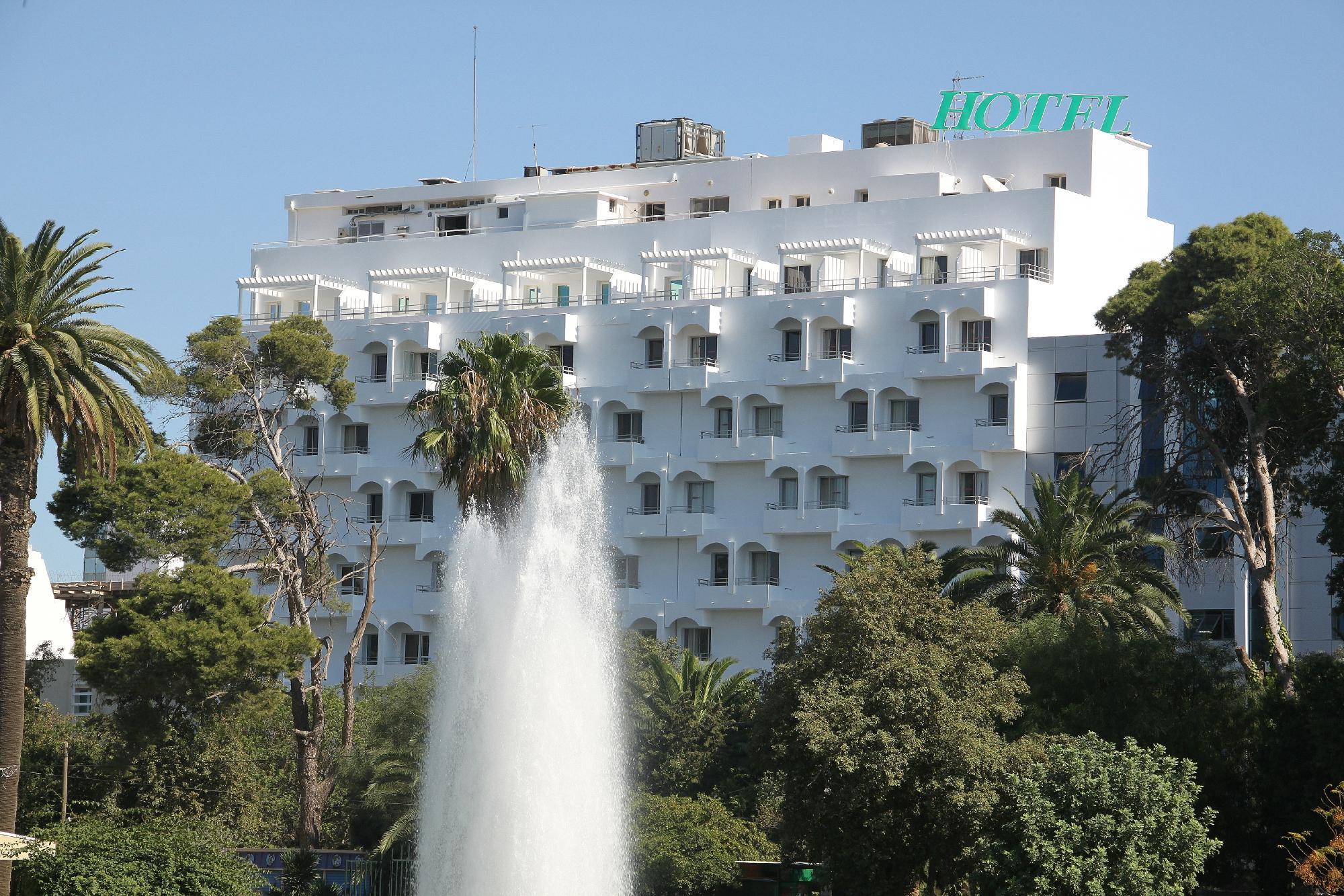 Ambassadeurs Hotel Tunis Bagian luar foto