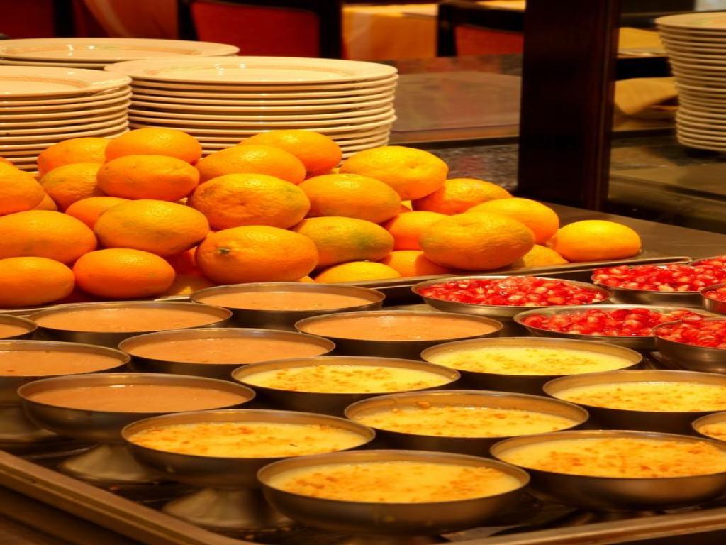 Ambassadeurs Hotel Tunis Bagian luar foto