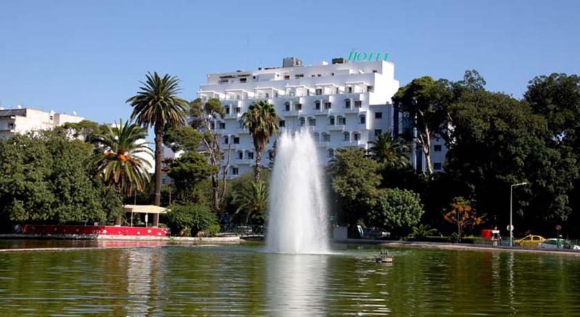 Ambassadeurs Hotel Tunis Bagian luar foto